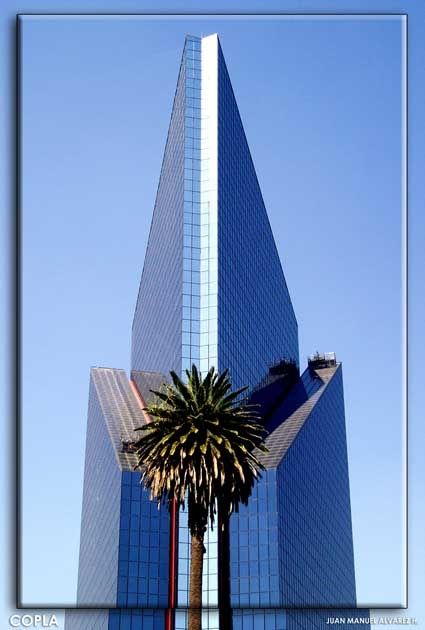 Fotografia de JUAN MANUEL ALVAREZ - Galeria Fotografica: CONSTRUCCIONES - Foto: 