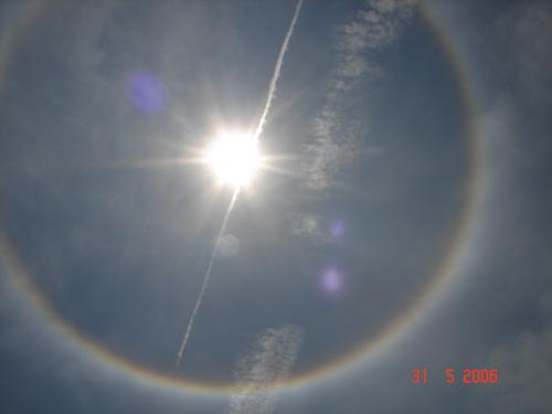 Fotografia de ALFREDO VELASCO - Galeria Fotografica: observando el cielo - Foto: aureola solar