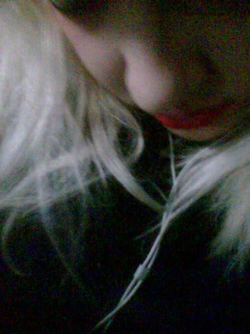 Fotografia de adolescente fluorescente - Galeria Fotografica: OWN. - Foto: night.