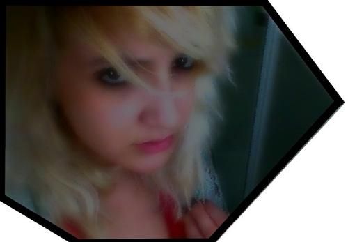 Fotografia de adolescente fluorescente - Galeria Fotografica: OWN. - Foto: dont touch me.