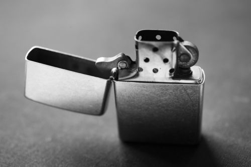 Fotografia de Juanjo Vega Santa-Cruz - Galeria Fotografica: zippo - Foto: 