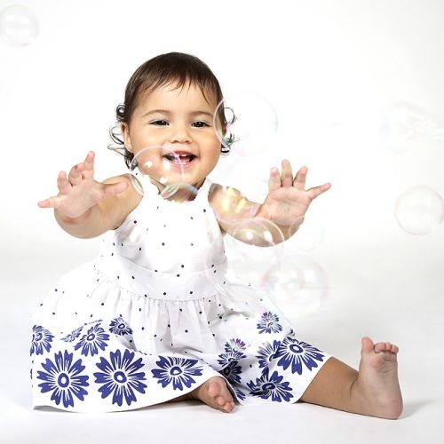 Fotografia de ALULA Le Portrait - Galeria Fotografica: Familias & nios - Foto: Claudia y las pompas