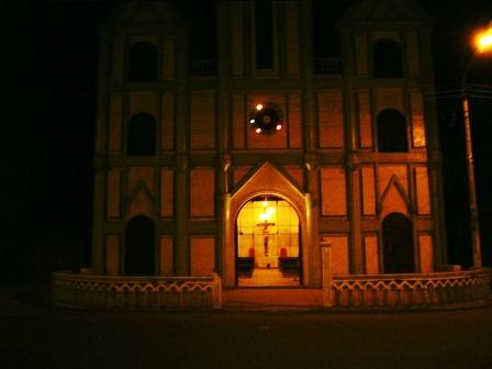 Fotografia de Kyanna - Galeria Fotografica: MONTAITA - ECUADOR - Foto: La Iglesia