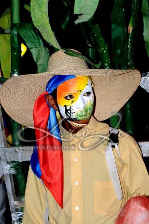 Fotografia de CARLOS LORA Jr - Galeria Fotografica: GENTE Y EVENTOS - Foto: 