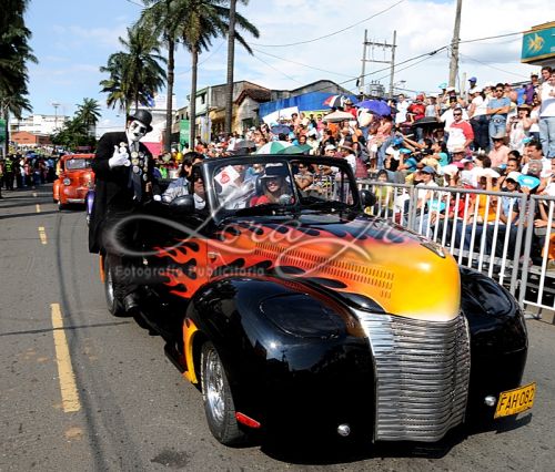 Fotografia de CARLOS LORA Jr - Galeria Fotografica: GENTE Y EVENTOS - Foto: 