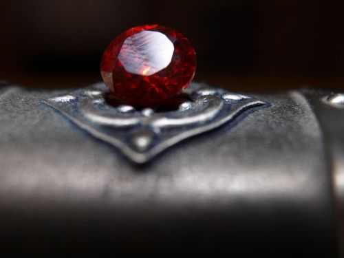 Fotografia de unisol - Galeria Fotografica: Joyas antiguas - Foto: rubi 5 k