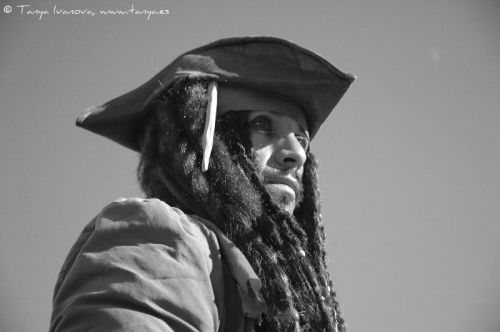 Fotografia de Tanya - Galeria Fotografica: Artistas callejeros de Madrid - Foto: Capitan Jack Sparrow