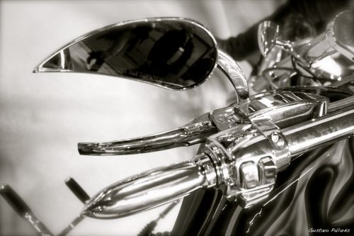 Fotografia de FOTO es HOBBY - Galeria Fotografica: Blanco y nego - Foto: Moto custom_3