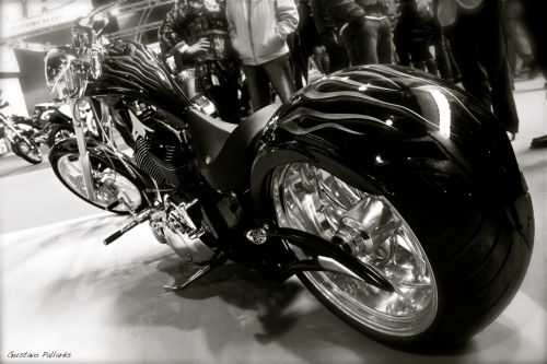 Fotografia de FOTO es HOBBY - Galeria Fotografica: Blanco y nego - Foto: Moto custom_1