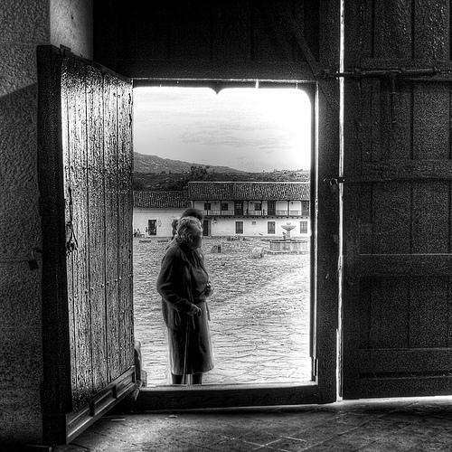 Fotografia de Zuan - Galeria Fotografica: blanco y negro - Foto: Puerta