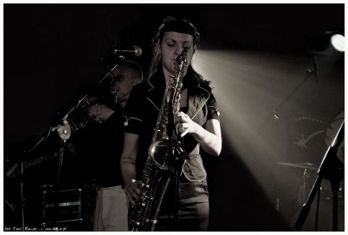 Fotografia de Pawel - Galeria Fotografica: Las bandas - Foto: Vespa