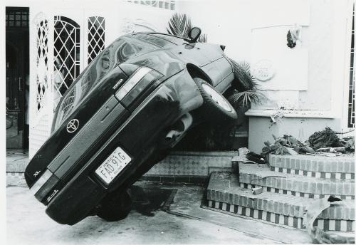 Fotografia de PAB - Galeria Fotografica: Caracas - Foto: Contra la pared