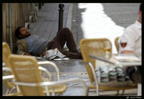 Fotografia de Juan Palma - Galeria Fotografica: Fotoperiodismo - Foto: De espaldas a la realidad
