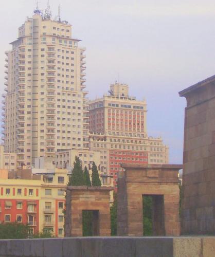 Fotografia de Elia Lpez - Galeria Fotografica: Lugares, etc - Foto: Planos de Madrid