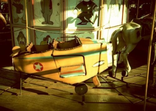 Fotografia de m.eugenia.q - Galeria Fotografica: lomo LC-A - Foto: calesita