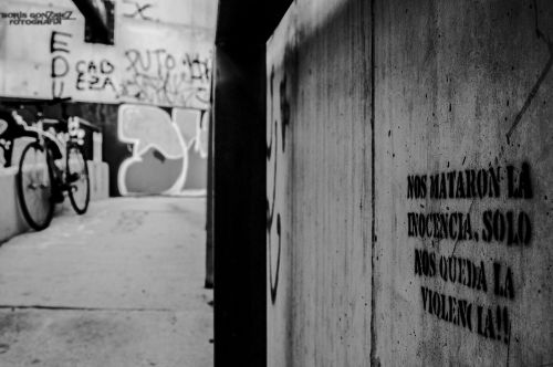 Fotografia de Fotografa Boris Gonzalez - Galeria Fotografica: Sanvistreet - Foto: Violencia