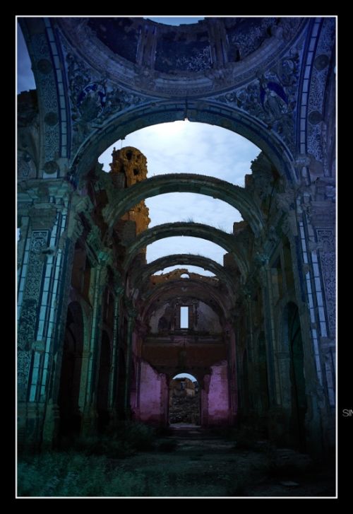 Fotografia de Estudio de fotografa Simn Aranda - Galeria Fotografica: Nocturnas - Foto: Bajo el cielo de Belchite