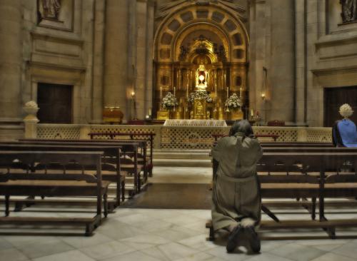 Fotografia de frantecnofoto - Galeria Fotografica: galicia 2005 - Foto: a espaldas y en cuclillas