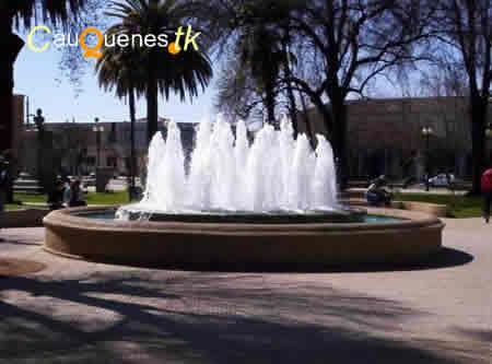 Fotografia de Cauquenes.tk - Galeria Fotografica: Ciudad de Cauquenes - Foto: Fuente de la Merced