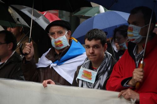 Fotografia de Riob� Prada - Galeria Fotografica: Manifestaci�n - Foto: Protestando