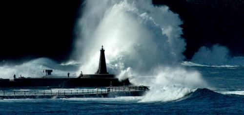 Fotografia de txaifotos - Galeria Fotografica: Agua - Foto: Faro