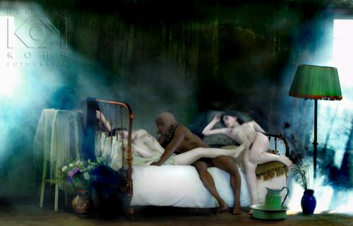 Fotografia de Marcelo Kohn y Cia. Ltda. - Galeria Fotografica: Eros, la Biologa del Amor - Foto: La Luz del Deseo