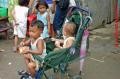 Fotos de bjapix -  Foto: HOPELESSNESS! - children waiting