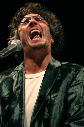 Fotografia de Sin Nombre - Galeria Fotografica: Conciertos Forum 2004 - Foto: Firo Paez - Escenari de la Marina