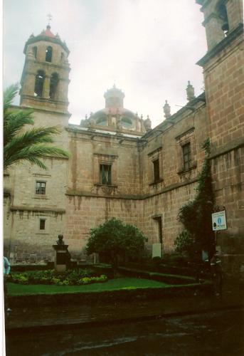 Fotografia de Efrain - Galeria Fotografica: Morelia II - Foto: Templo compaia de Jesus