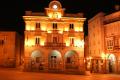Fotos de Uxia -  Foto: Ourense - Ayuntamiento de noche