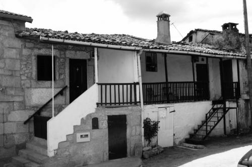 Fotografia de Uxia - Galeria Fotografica: Ourense - Foto: casas viejas