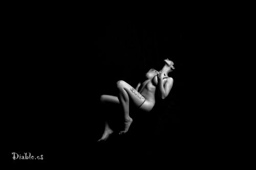 Fotografia de rencor - Galeria Fotografica: aris dark pornstar - Foto: 