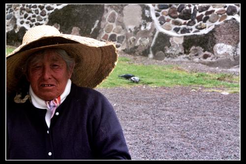 Fotografia de Azteck - Galeria Fotografica: Teotihuacn - Foto: habitante de San Juan