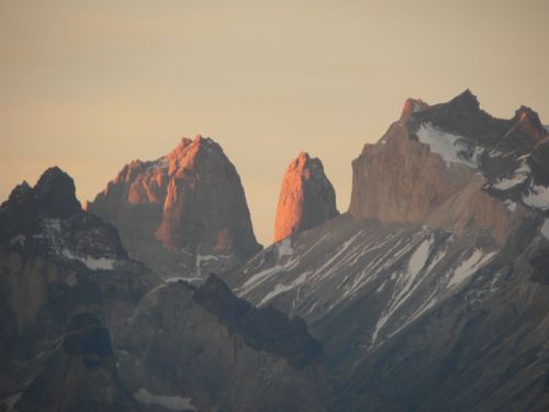 Fotografia de javier - Galeria Fotografica: imagenes - Foto: central tower in the morning light