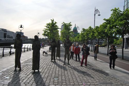 Fotografia de bar gure-toki - Galeria Fotografica: Dublim - Foto: la gran hambruna