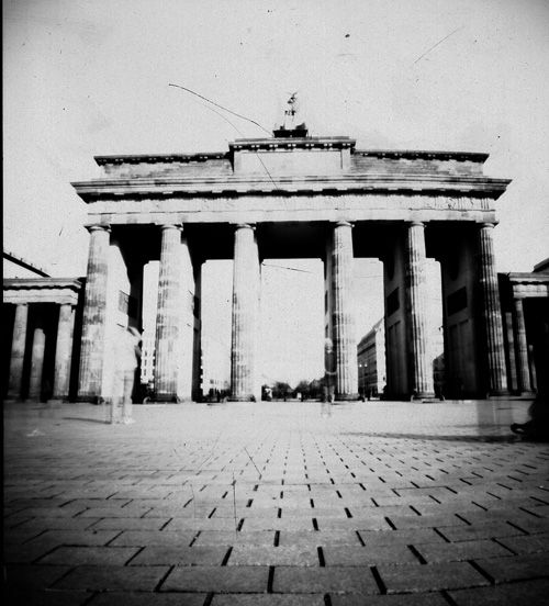 Fotografia de FOTOLATERAS - Galeria Fotografica: BERLIN. CIUDADES ENLATADAS - Foto: puerta de brandenburgo
