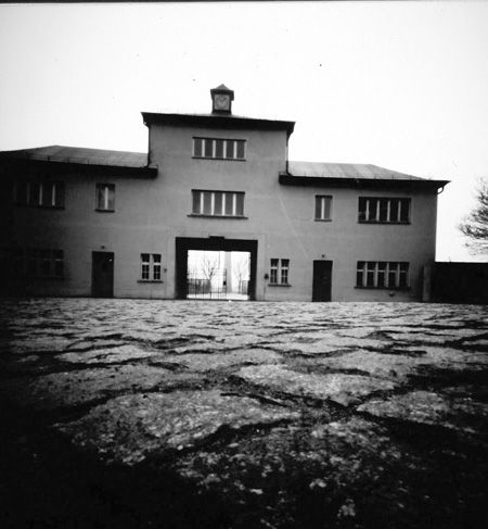 Fotografia de FOTOLATERAS - Galeria Fotografica: BERLIN. CIUDADES ENLATADAS - Foto: torre A de sachsenhausen