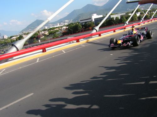 Fotografia de Luz y Sombra - Galeria Fotografica: F1 en Monterrey - Foto: 