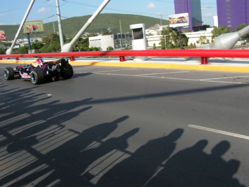 Fotografia de Luz y Sombra - Galeria Fotografica: F1 en Monterrey - Foto: 