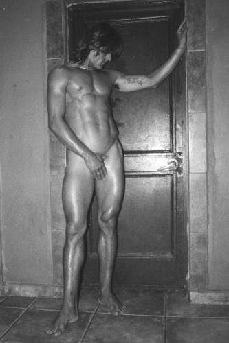 Fotografia de viablondes - Galeria Fotografica: desnudos - Foto: edificio abandonado