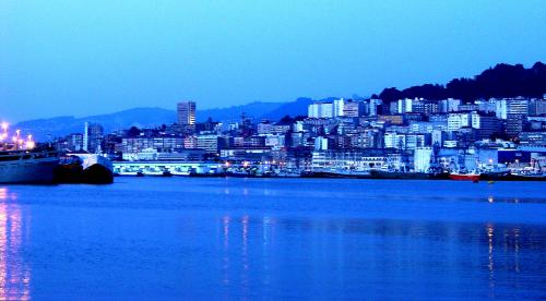 Fotografia de RBL - Galeria Fotografica: Fotos Vigo - Foto: Baia de Vigo dende o mar