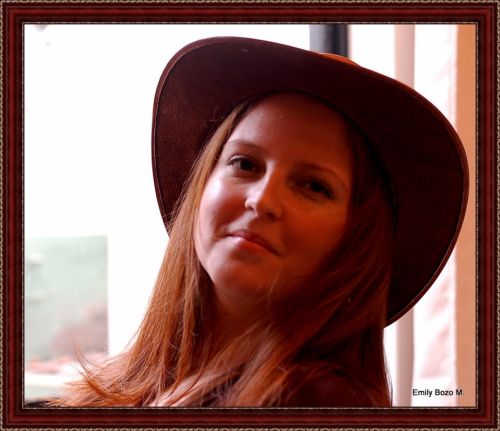 Fotografia de emily Bozo fotograafo chilena - Galeria Fotografica: salto la leona - Foto: modelo