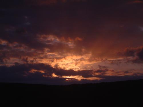 Fotografia de francusio - Galeria Fotografica: Fotos diversas - Foto: Otra puesta de sol en Escocia, desde un tren