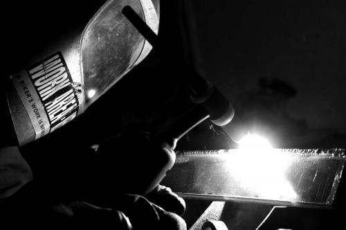 Fotografia de Hinnfo - Galeria Fotografica: Fotografas - Foto: Soldando...