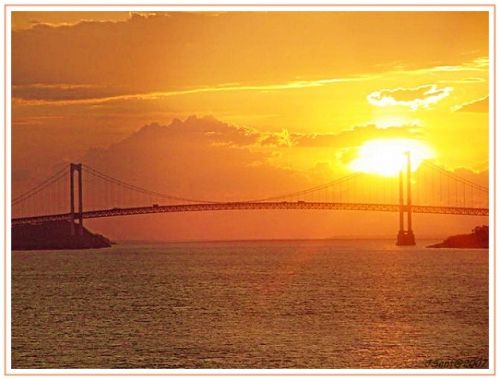 Fotografia de Jhonnywalk - Galeria Fotografica: Subiendo la Cuesta......... - Foto: Puesta de Sol sobre el Rio Orinoco