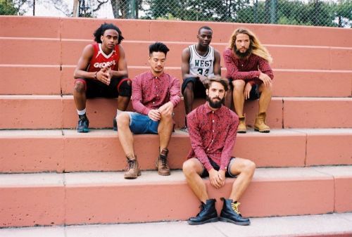 Fotografia de Smile Photo - Galeria Fotografica: Anagram Clothes - Foto: 