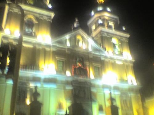 Fotografia de Lorena - Galeria Fotografica: Lima de noche - Foto: Iglesia
