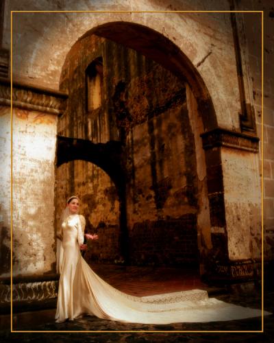 Fotografia de J. Armando G�mez Aguilar-DIGICOLOR - Galeria Fotografica: mujeres - Foto: sue�o dorado