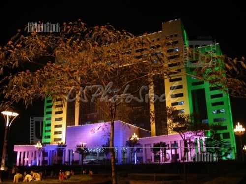 Fotografia de Phoenix Pictures - Galeria Fotografica: Paisajes de Asia - Foto: Goverment Building, Shandong Province, China