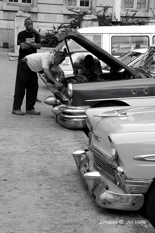 Fotografia de Ernesto Gomez del Valle - Galeria Fotografica: Cuba, Pretrito Imperfecto - Foto: 